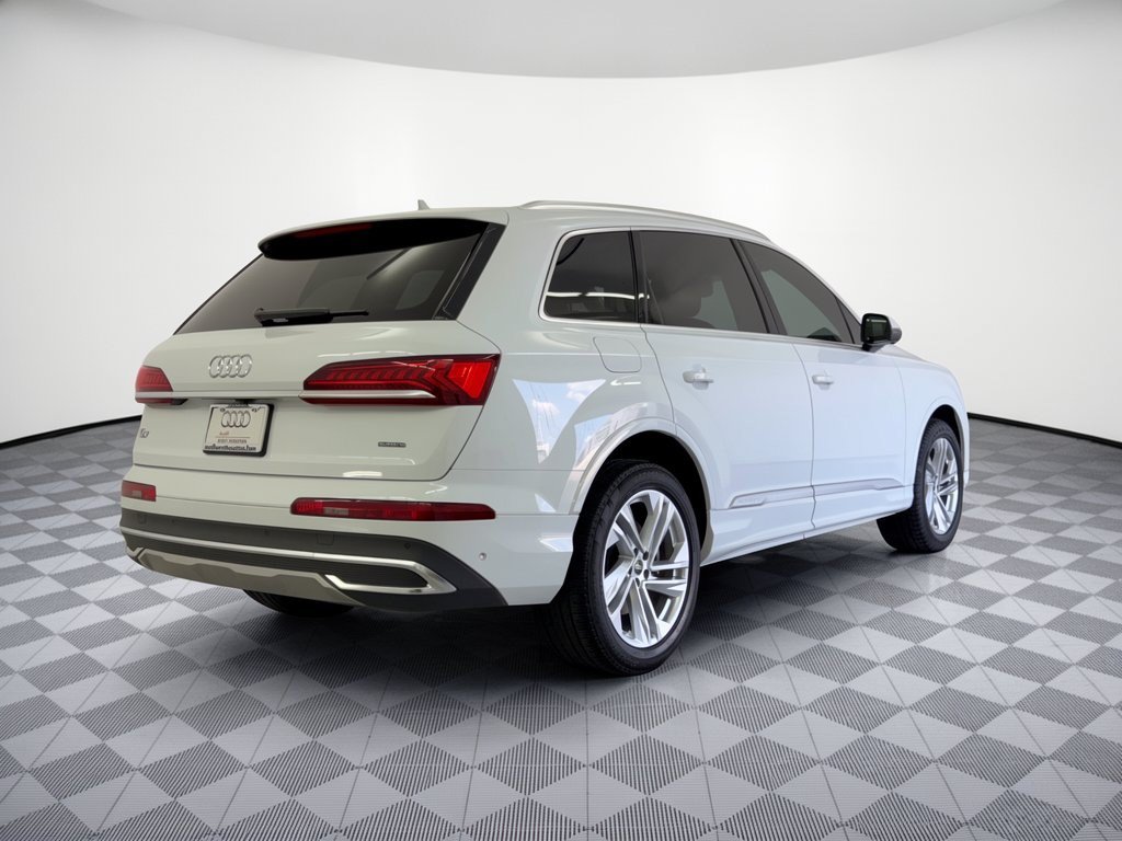 Used 2023 Audi Q7 3.0T Premium Plus w/ Premium Plus Package AWD/4WD image 9