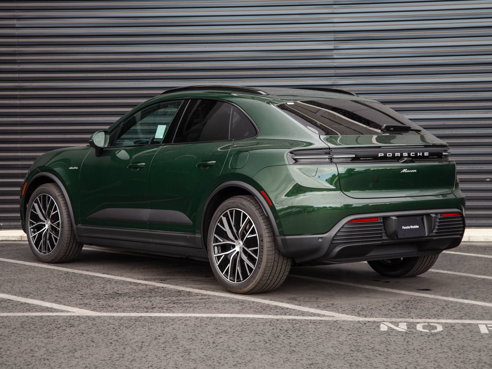 New 2026 Porsche Macan Electric RWD image 3