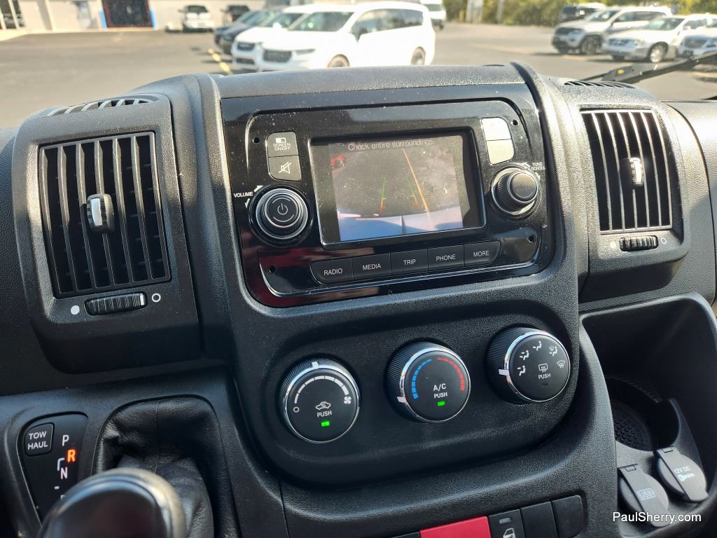 Used 2020 RAM ProMaster 2500 w/ Premium Appearance Group image 3