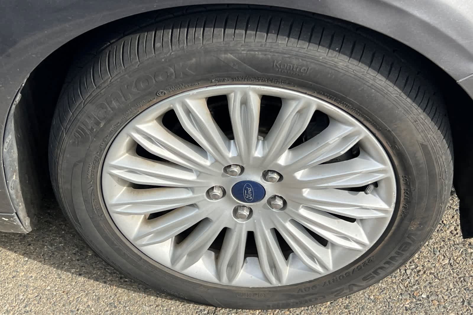 Used 2014 Ford Fusion SE image 15