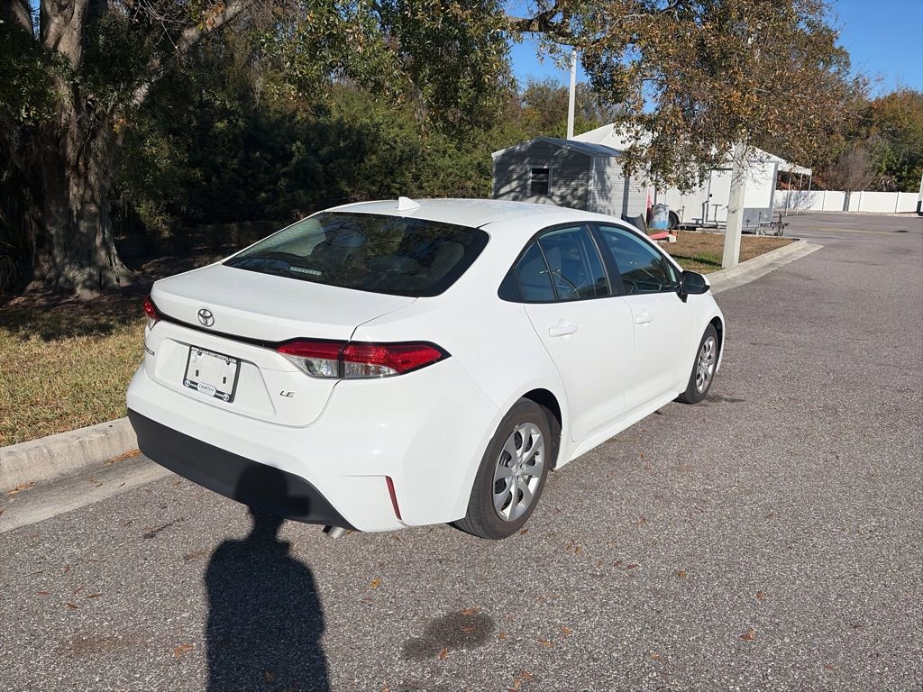 Certified 2024 Toyota Corolla LE image 3