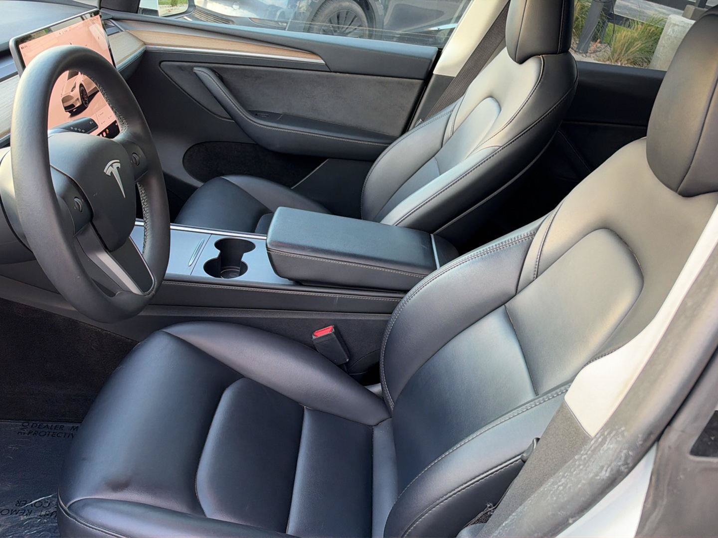 Used 2023 Tesla Model Y Performance AWD/4WD image 15