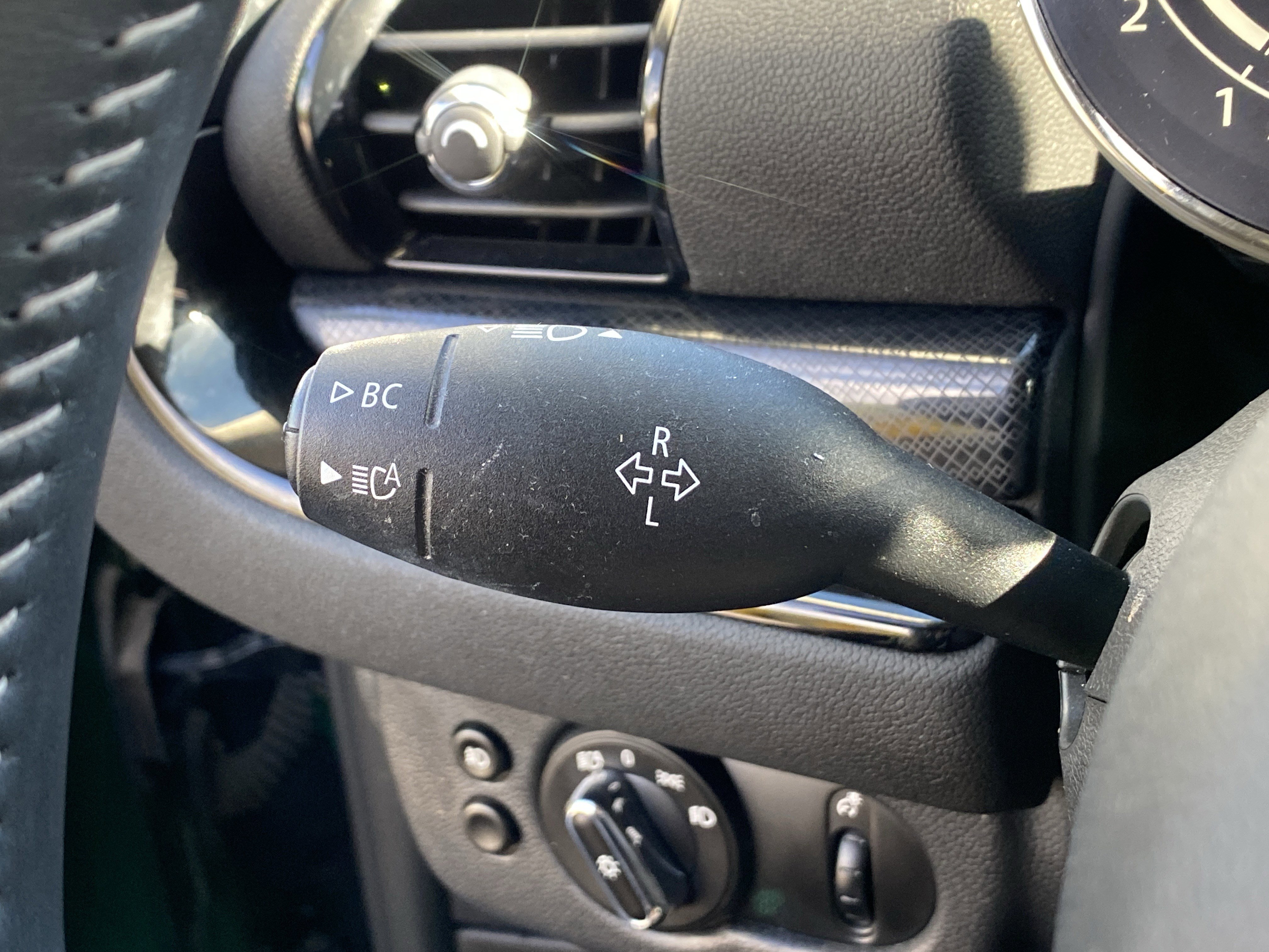 Used 2023 MINI Cooper Clubman S image 33