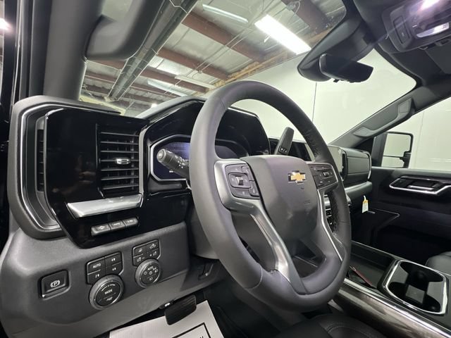 New 2026 Chevrolet Silverado 2500 LTZ w/ LTZ Plus Package AWD/4WD image 10