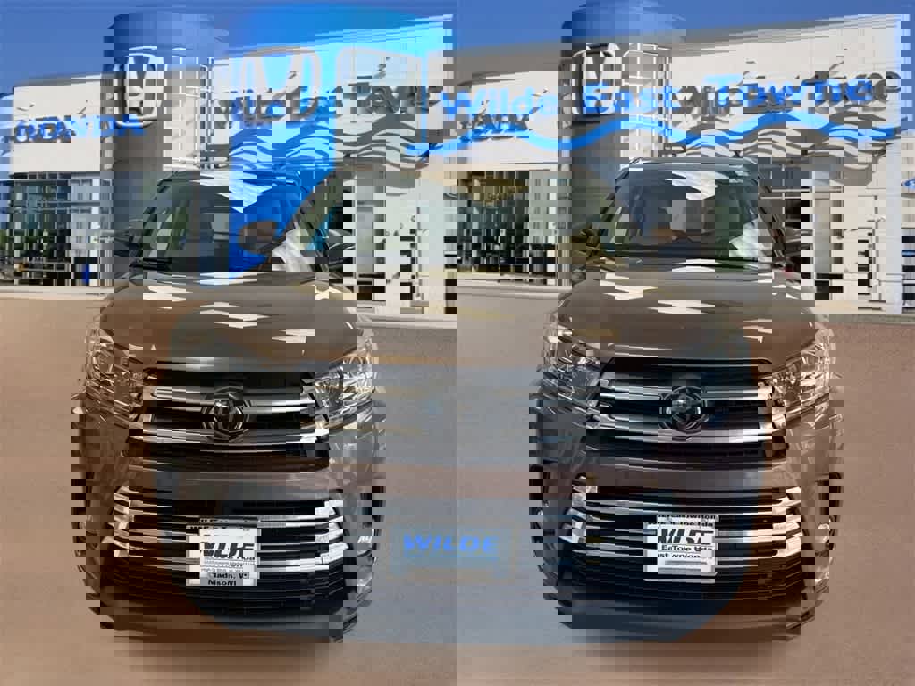 Used 2018 Toyota Highlander Limited image 3