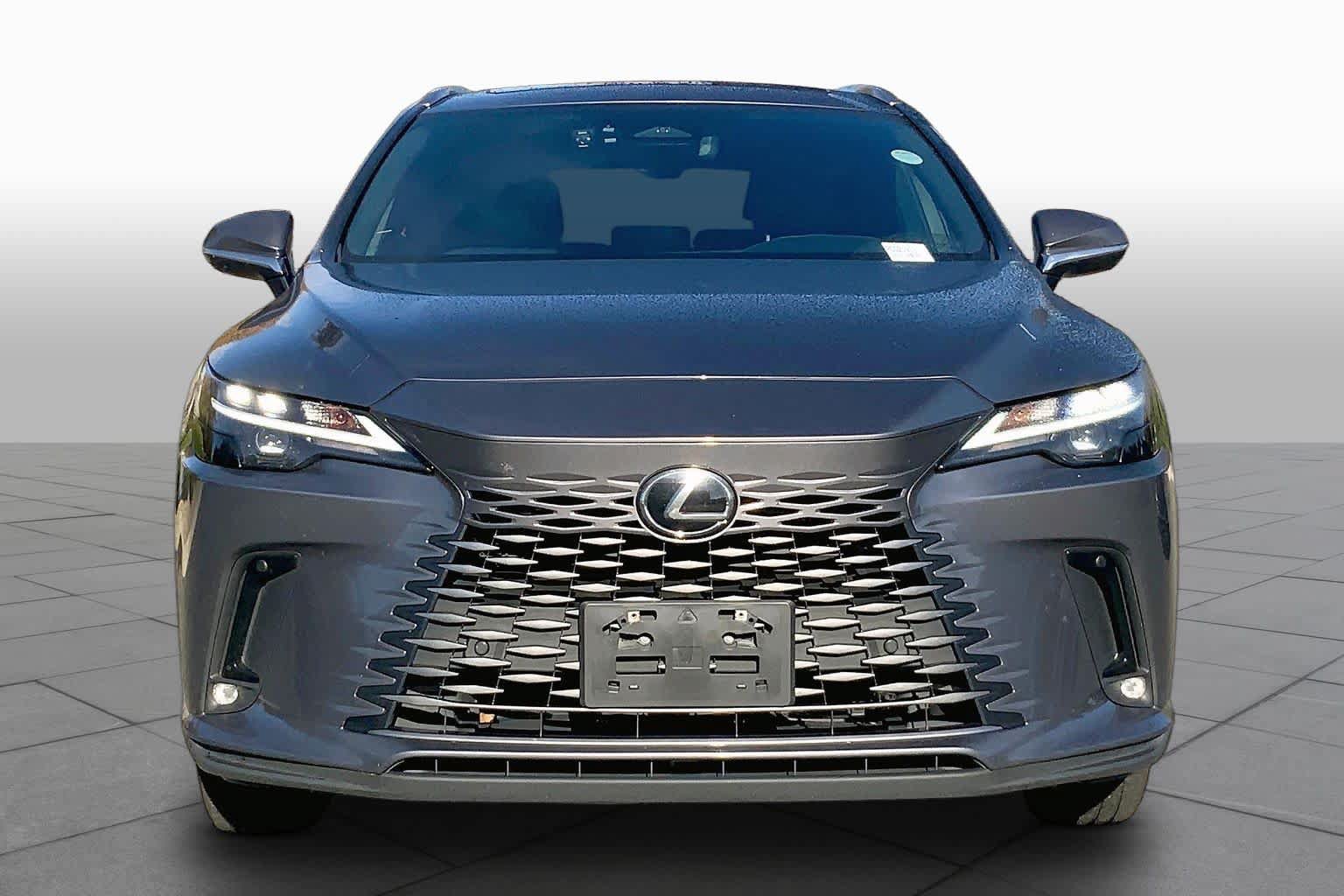Used 2023 Lexus RX 350h w/ Accessory Package (2T) AWD/4WD image 4