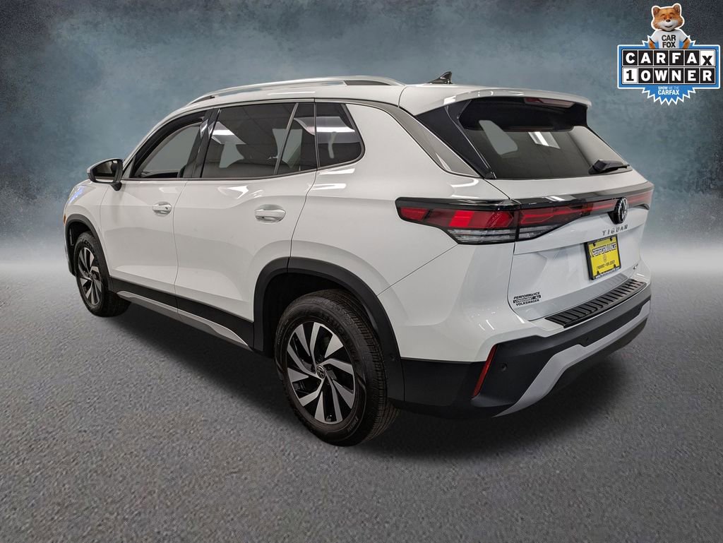 Used 2025 Volkswagen Tiguan S image 6