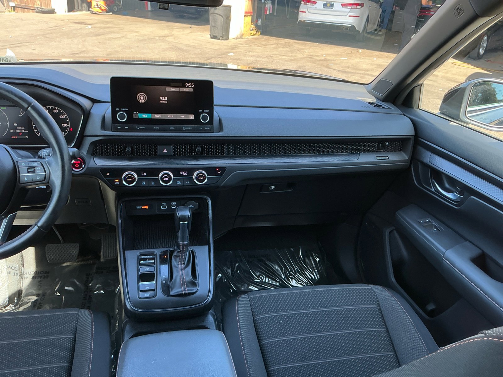 Used 2023 Honda CR-V Sport image 16