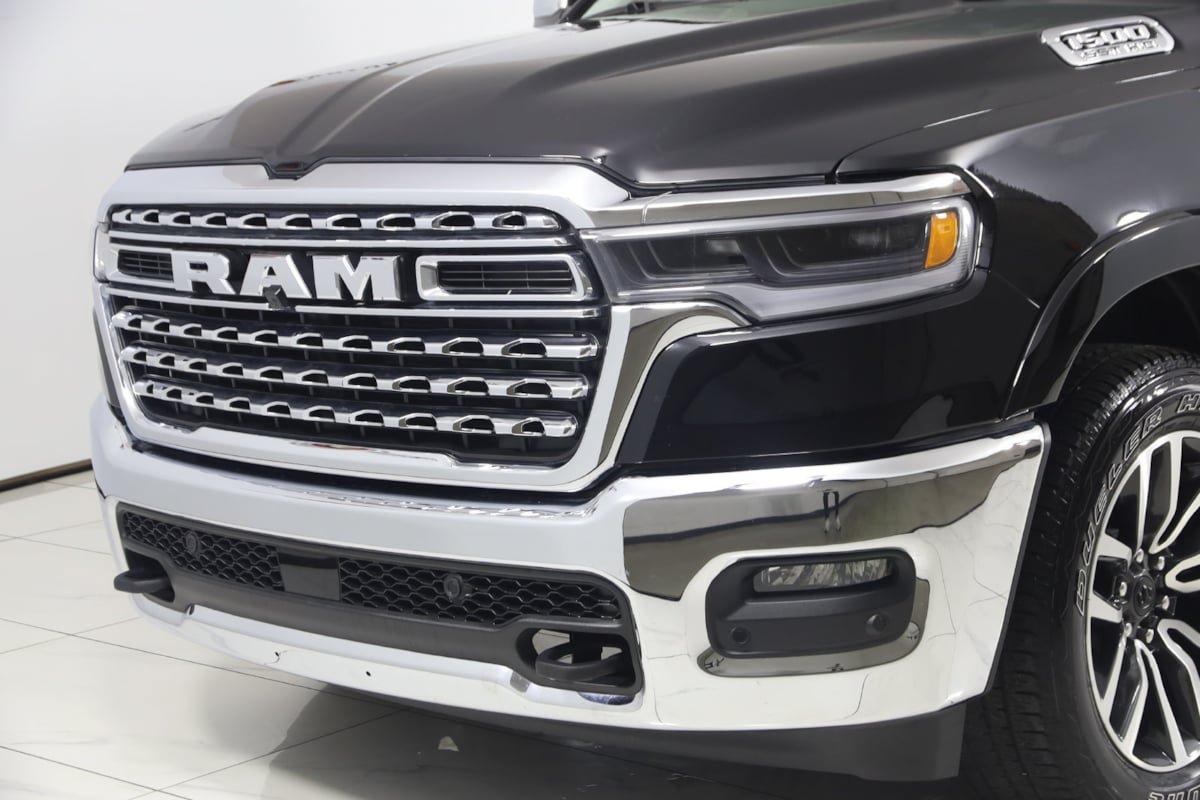 Used 2025 RAM 1500 Limited w/ Trailer Tow Group AWD/4WD image 62