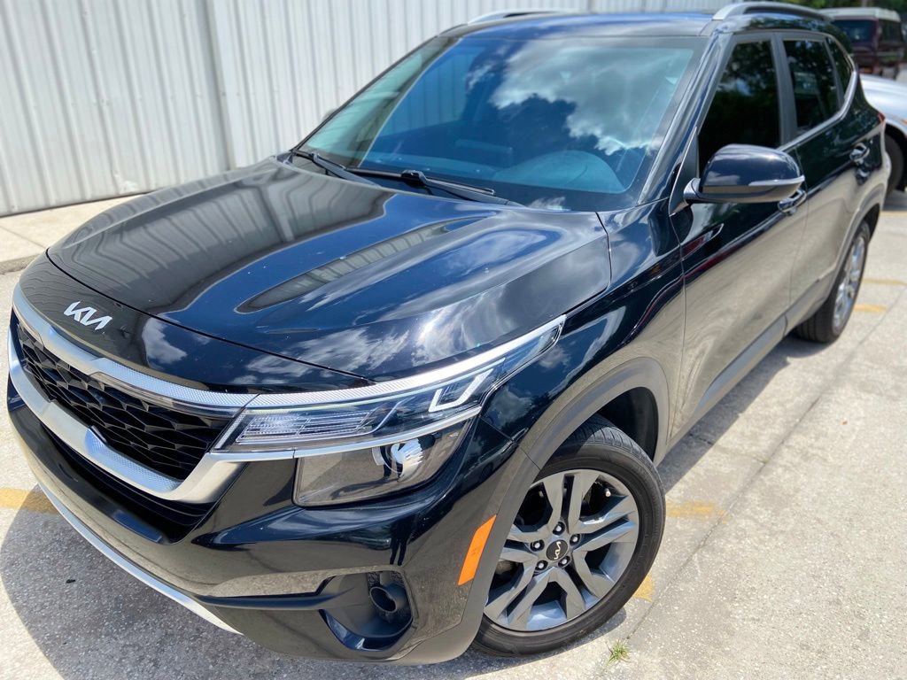 Used 2022 Kia Seltos S FWD image 1
