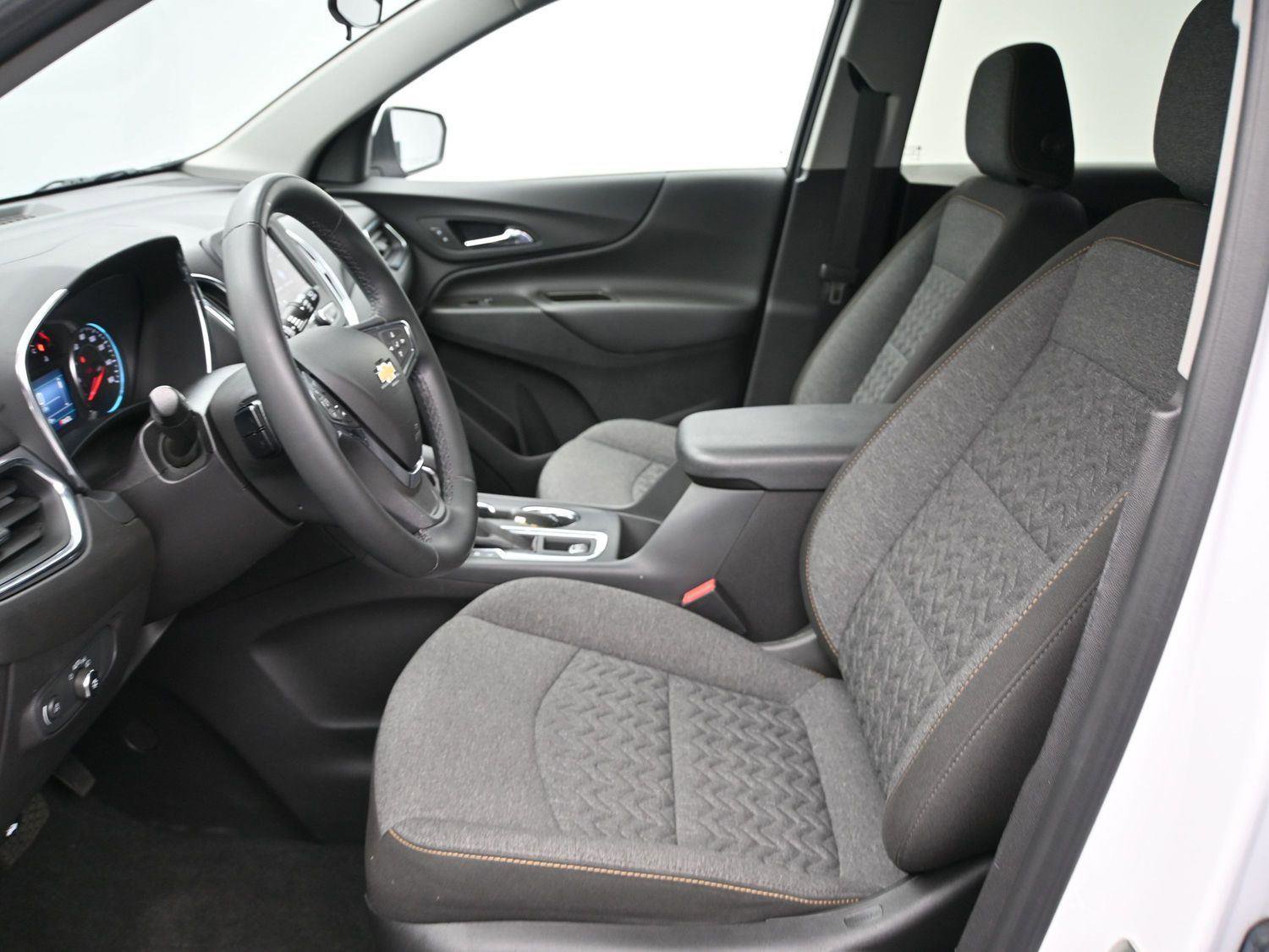 Used 2023 Chevrolet Equinox LT image 7