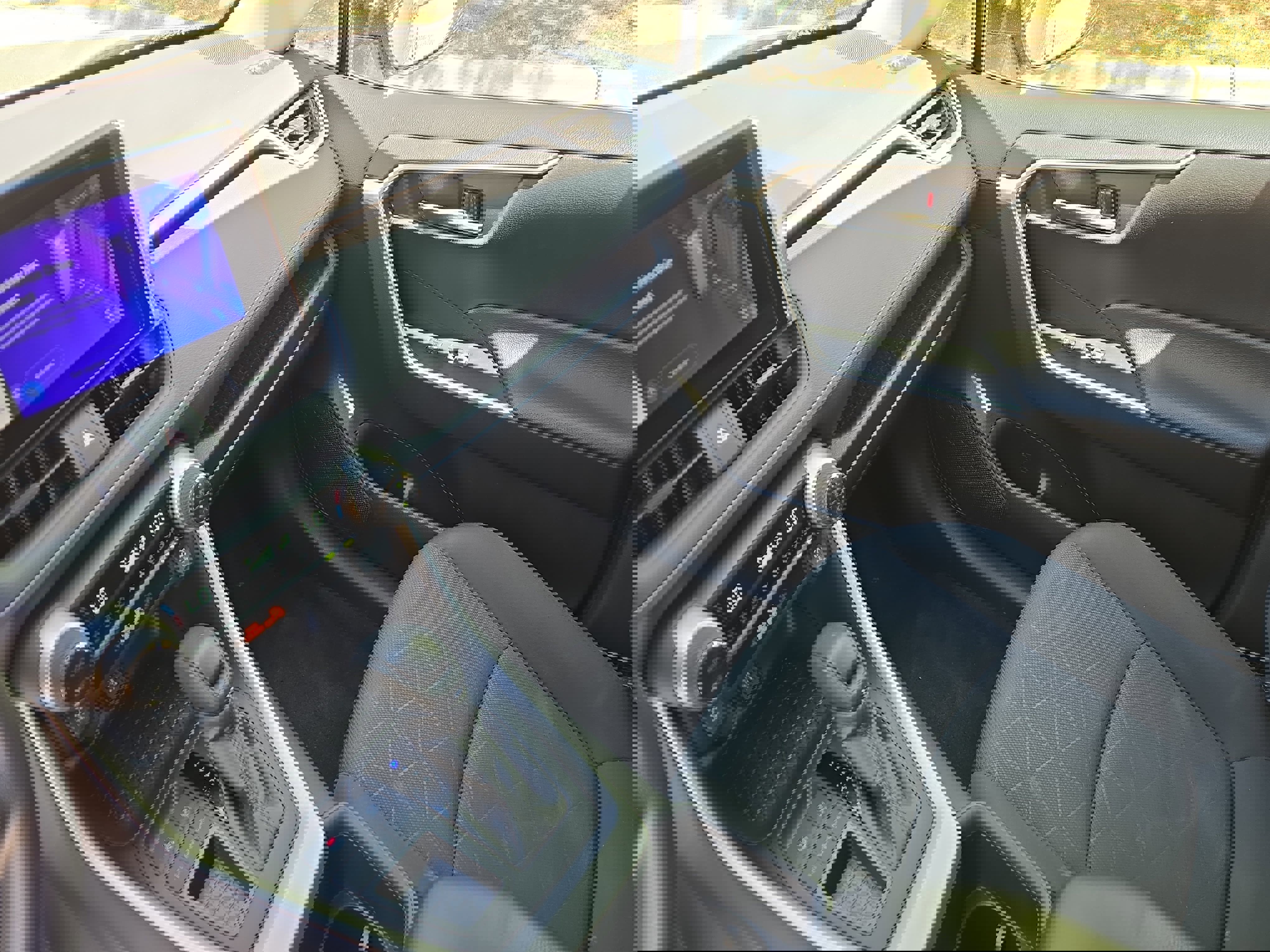 Used 2024 Toyota RAV4 XLE image 23