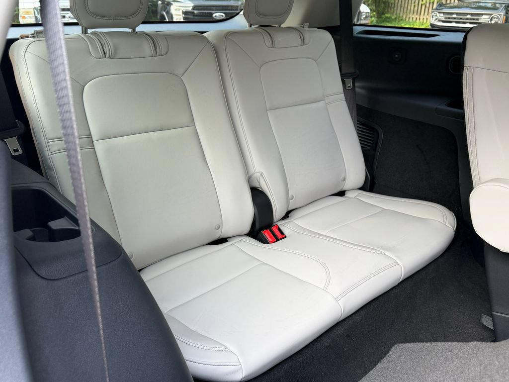 New 2026 Lincoln Aviator AWD w/ Jet Appearance Package image 19