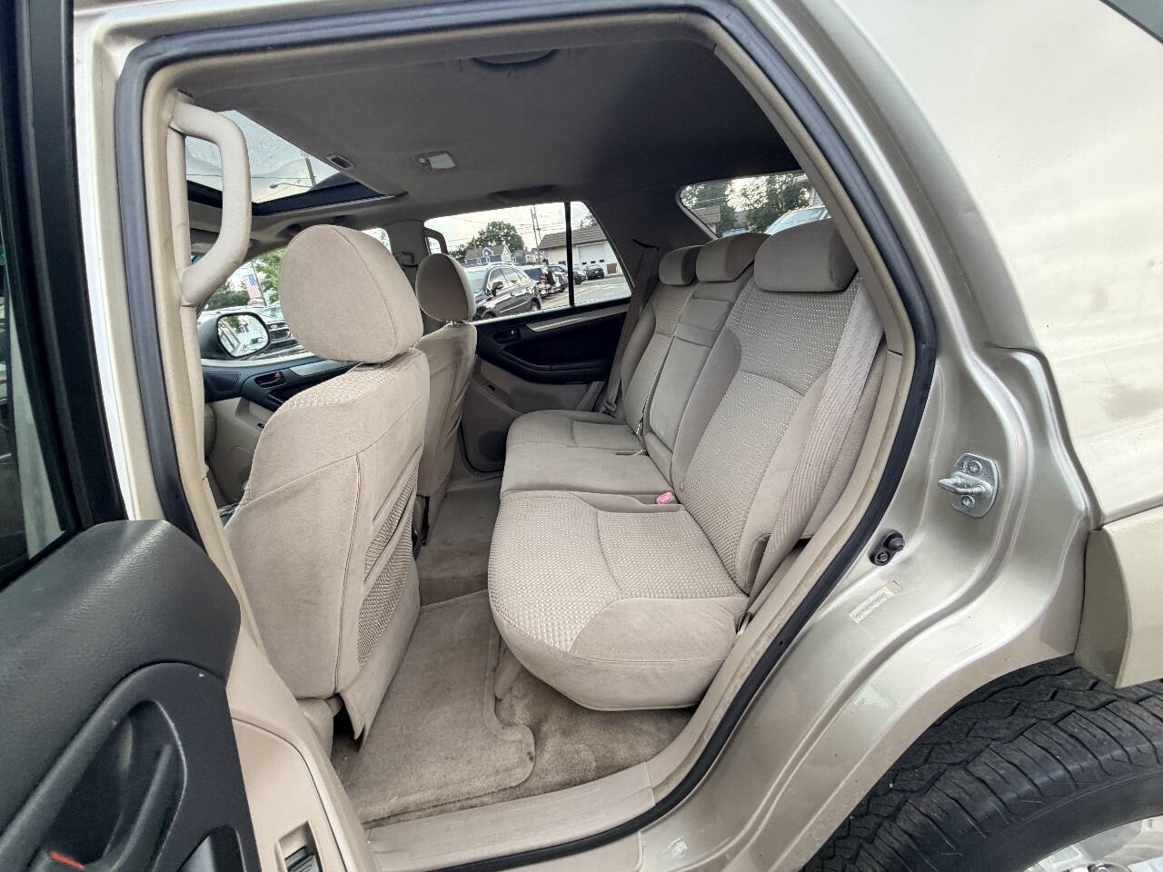 Used 2004 Toyota 4Runner SR5 AWD/4WD image 60