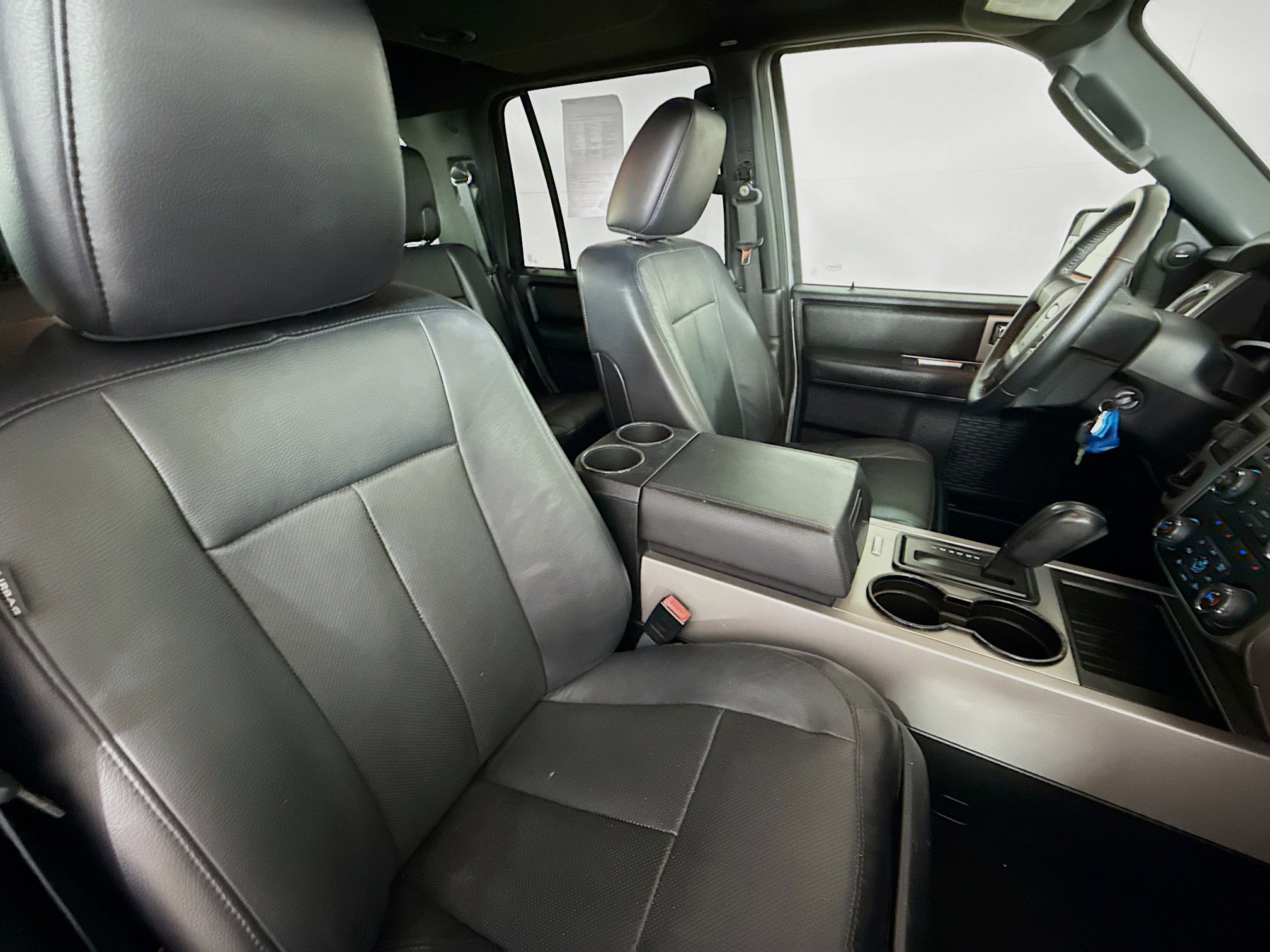 Used 2017 Ford Expedition XLT w/ Equipment Group 202A image 38