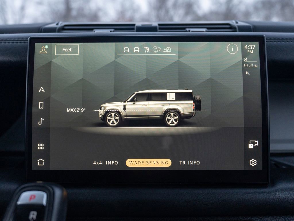 Certified 2023 Land Rover Defender 130 SE image 26