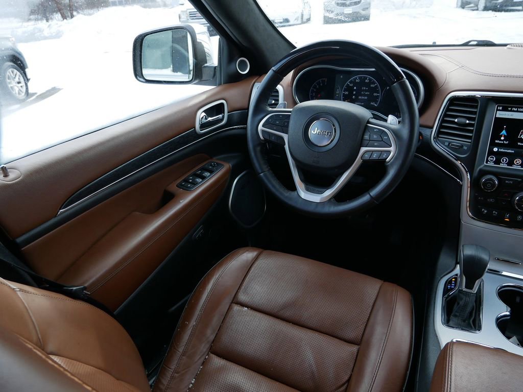Used 2018 Jeep Grand Cherokee Summit image 12