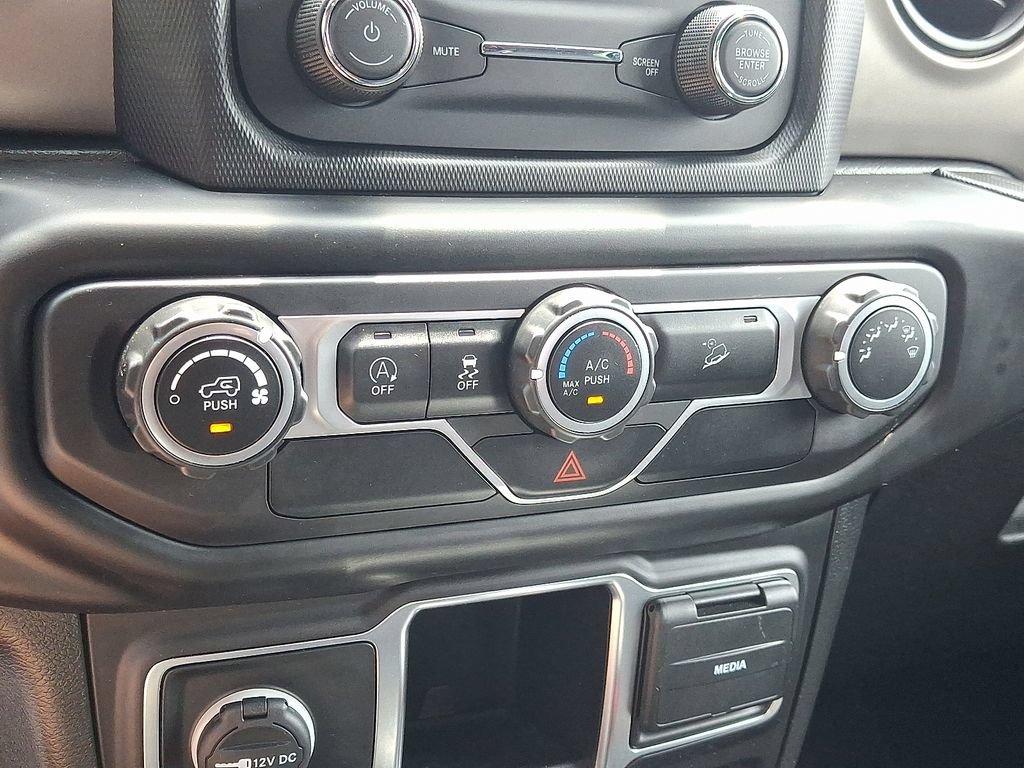 Used 2020 Jeep Wrangler Unlimited Sport AWD/4WD image 15