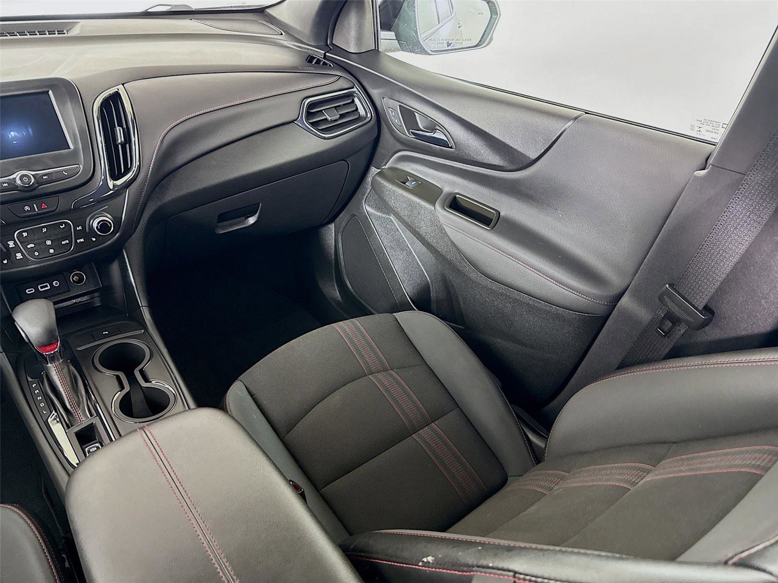 Used 2024 Chevrolet Equinox RS image 24