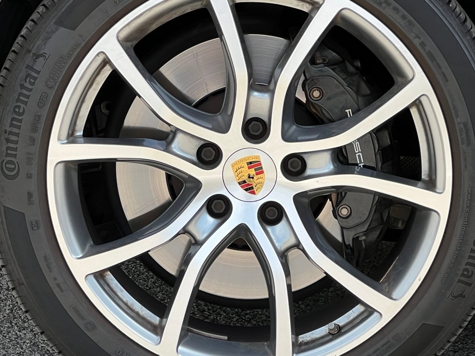 Certified 2021 Porsche Cayenne GTS AWD/4WD image 15