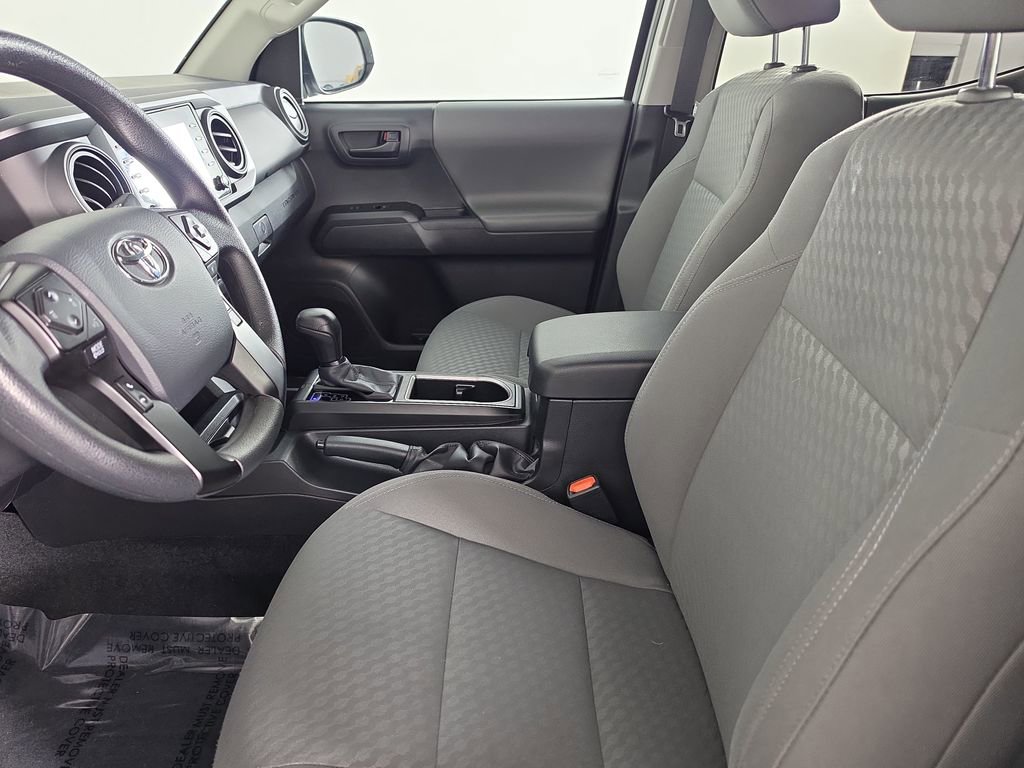 Certified 2023 Toyota Tacoma SR AWD/4WD image 9