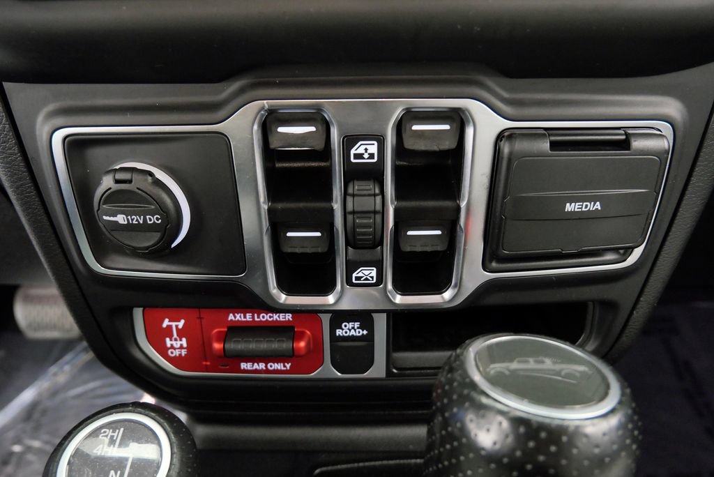 Used 2021 Jeep Gladiator Mojave AWD/4WD image 28