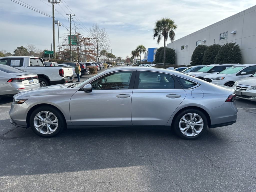 Certified 2025 Honda Accord LX image 6