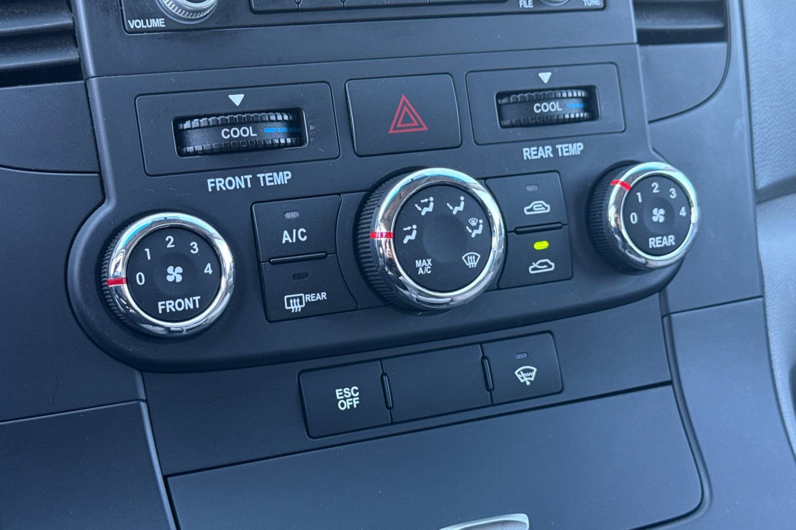 Used 2014 Kia Sedona LX FWD image 21