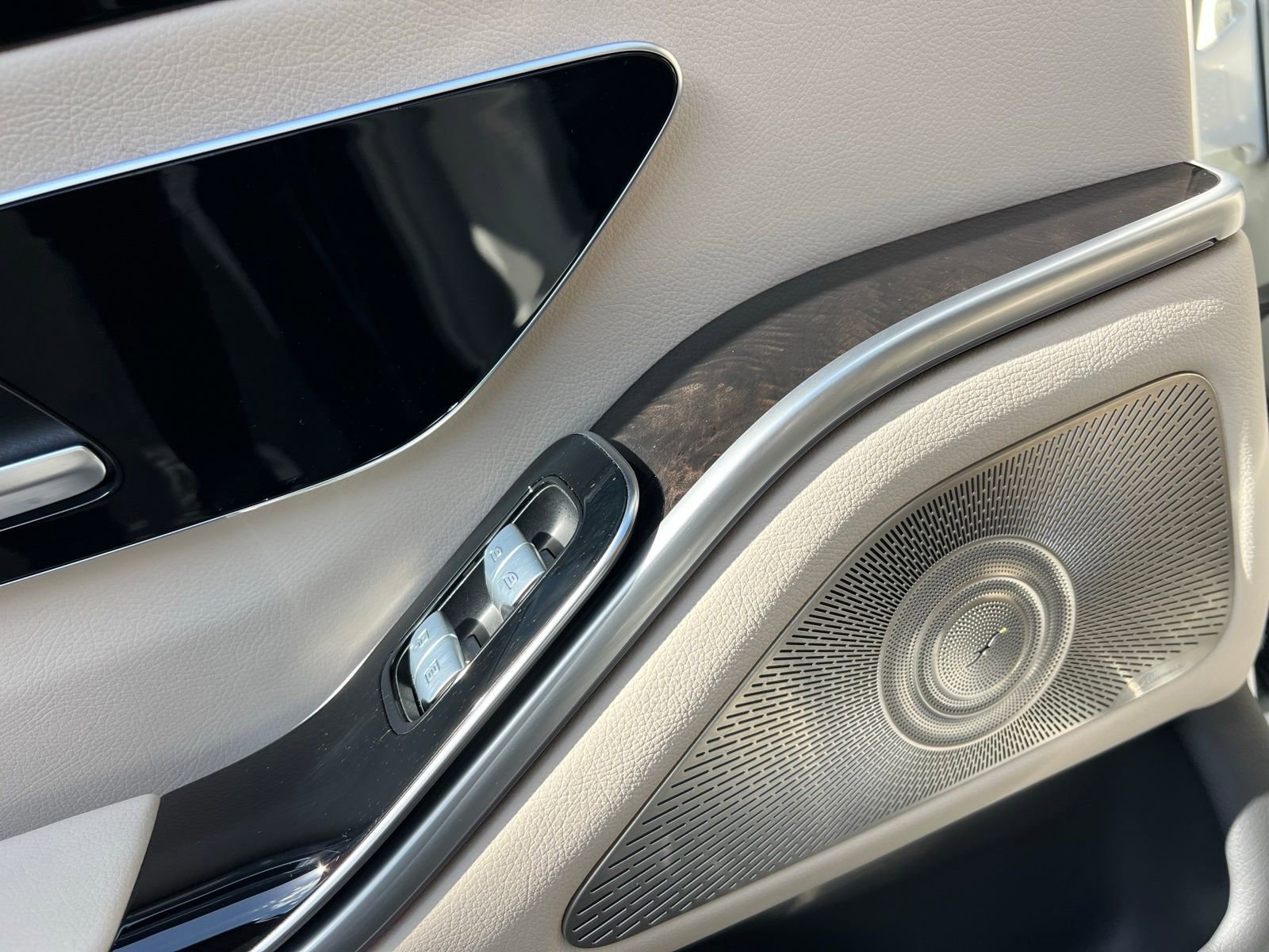 Used 2023 Mercedes-Benz S 500 4MATIC image 63