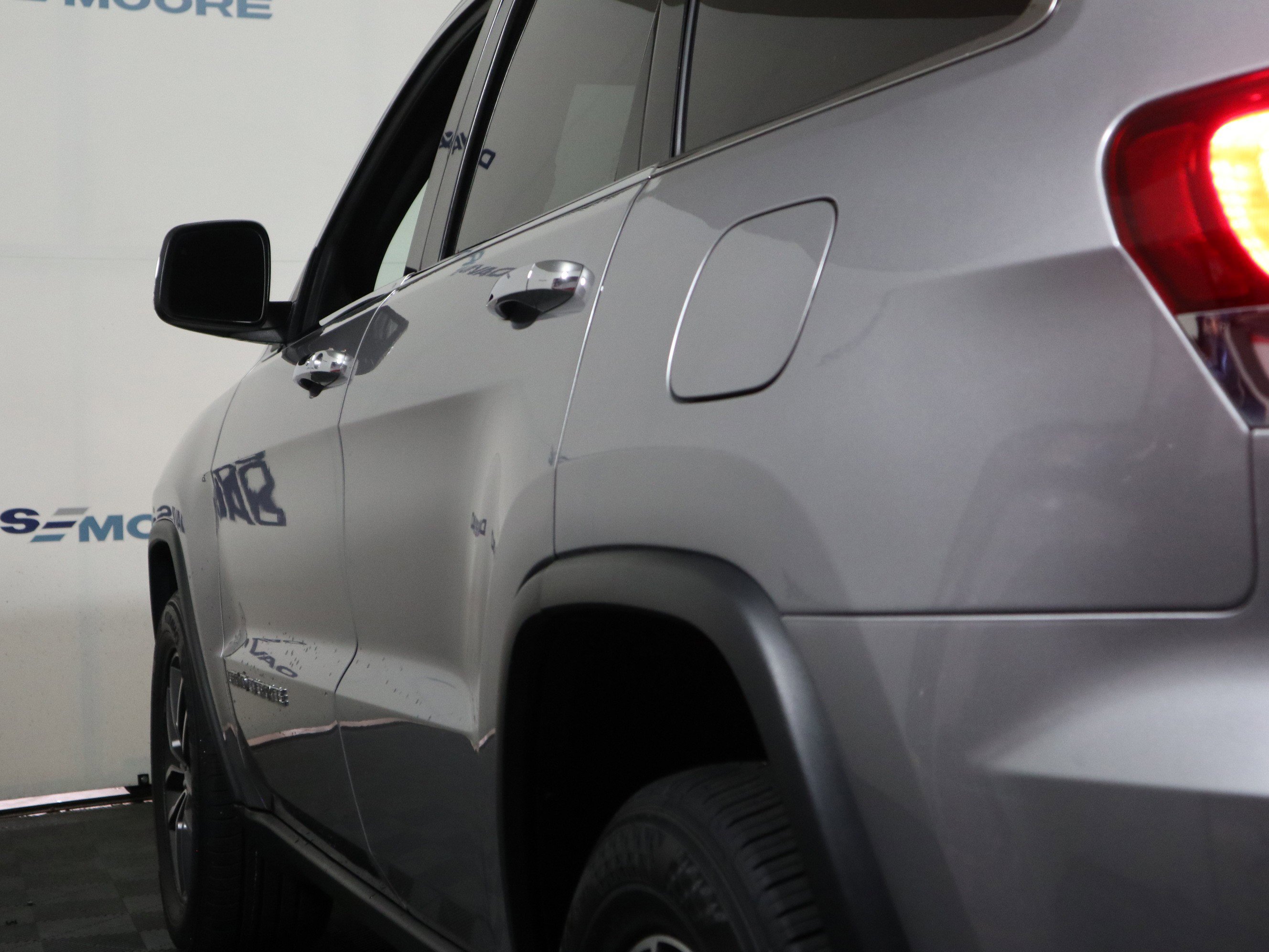 Used 2021 Jeep Grand Cherokee Limited w/ Luxury Group II image 10