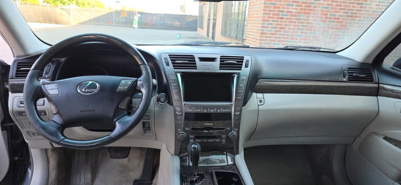 Used 2009 Lexus LS 460 RWD image 11