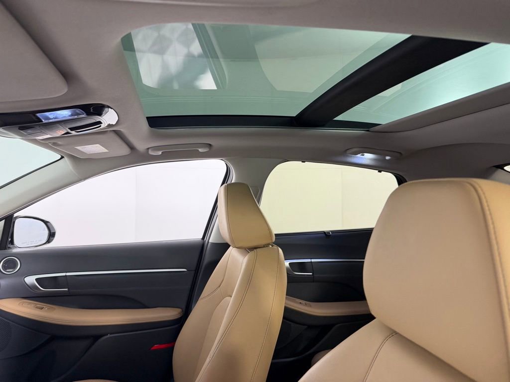 Used 2025 Hyundai Sonata Limited FWD image 26