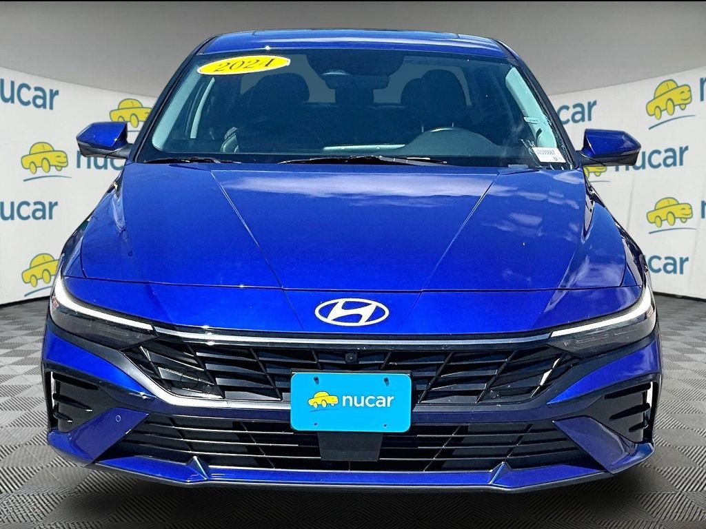 Used 2024 Hyundai Elantra Limited FWD image 2