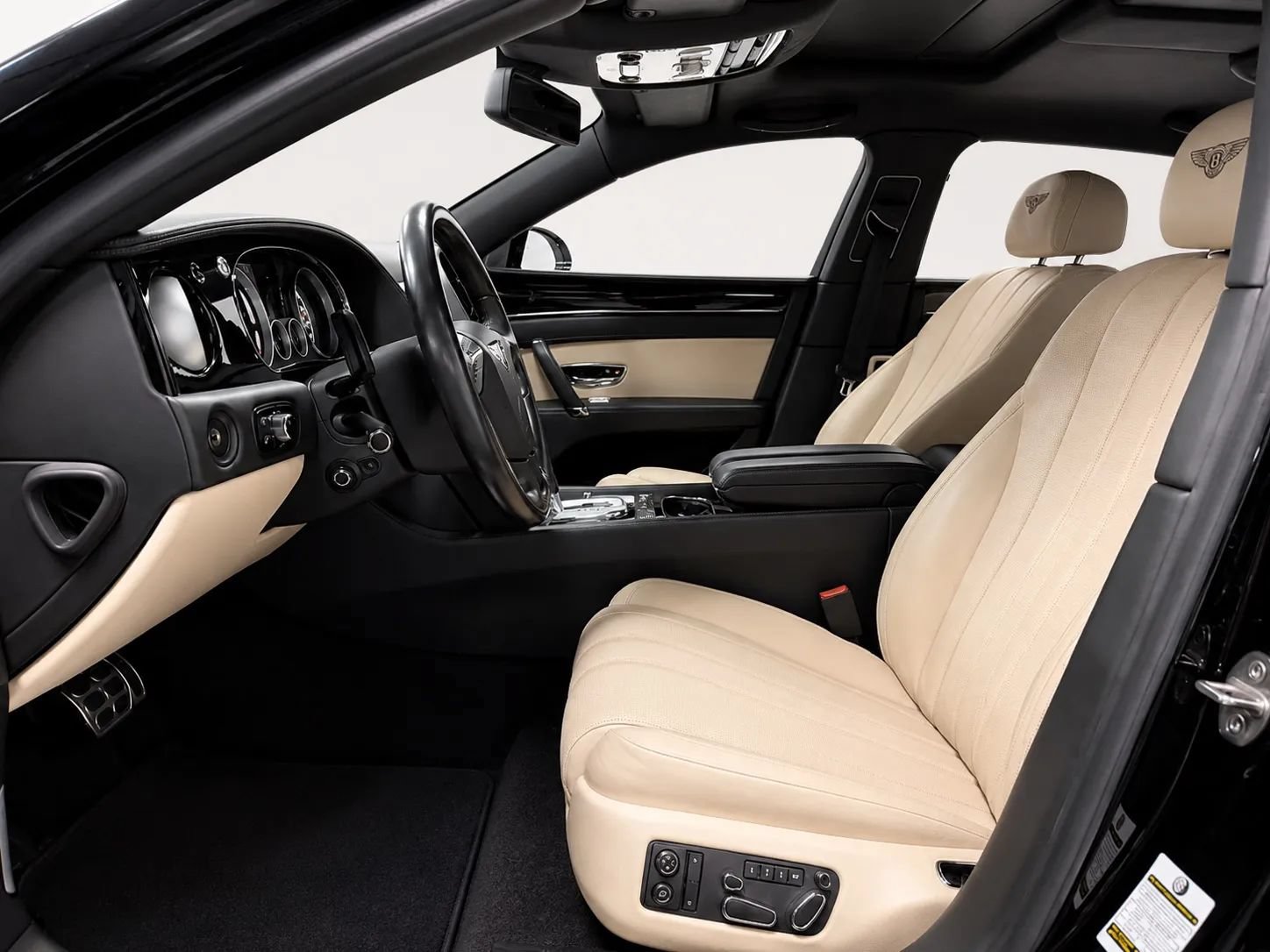Used 2015 Bentley Flying Spur V8 AWD/4WD image 15