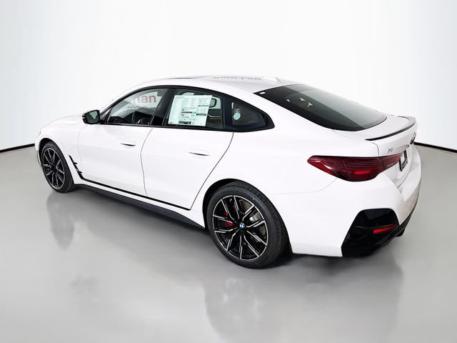 Used 2026 BMW i4 xDrive40i w/ M Sport Package AWD/4WD image 5