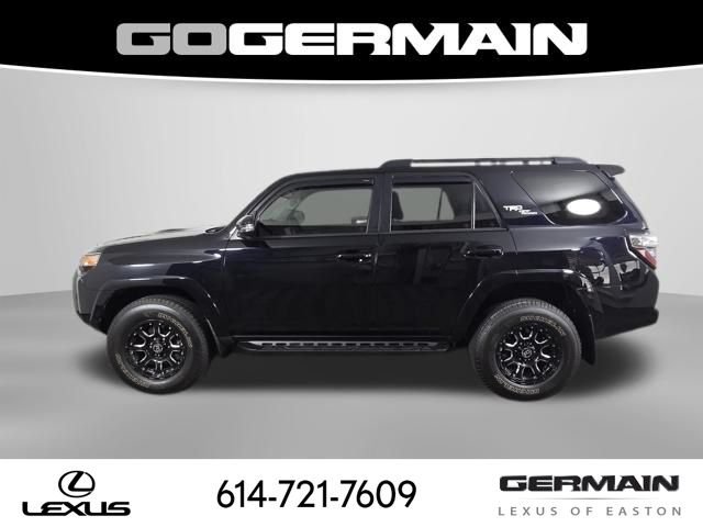 Used 2021 Toyota 4Runner TRD Off-Road Premium w/ Moonroof Package AWD/4WD image 10