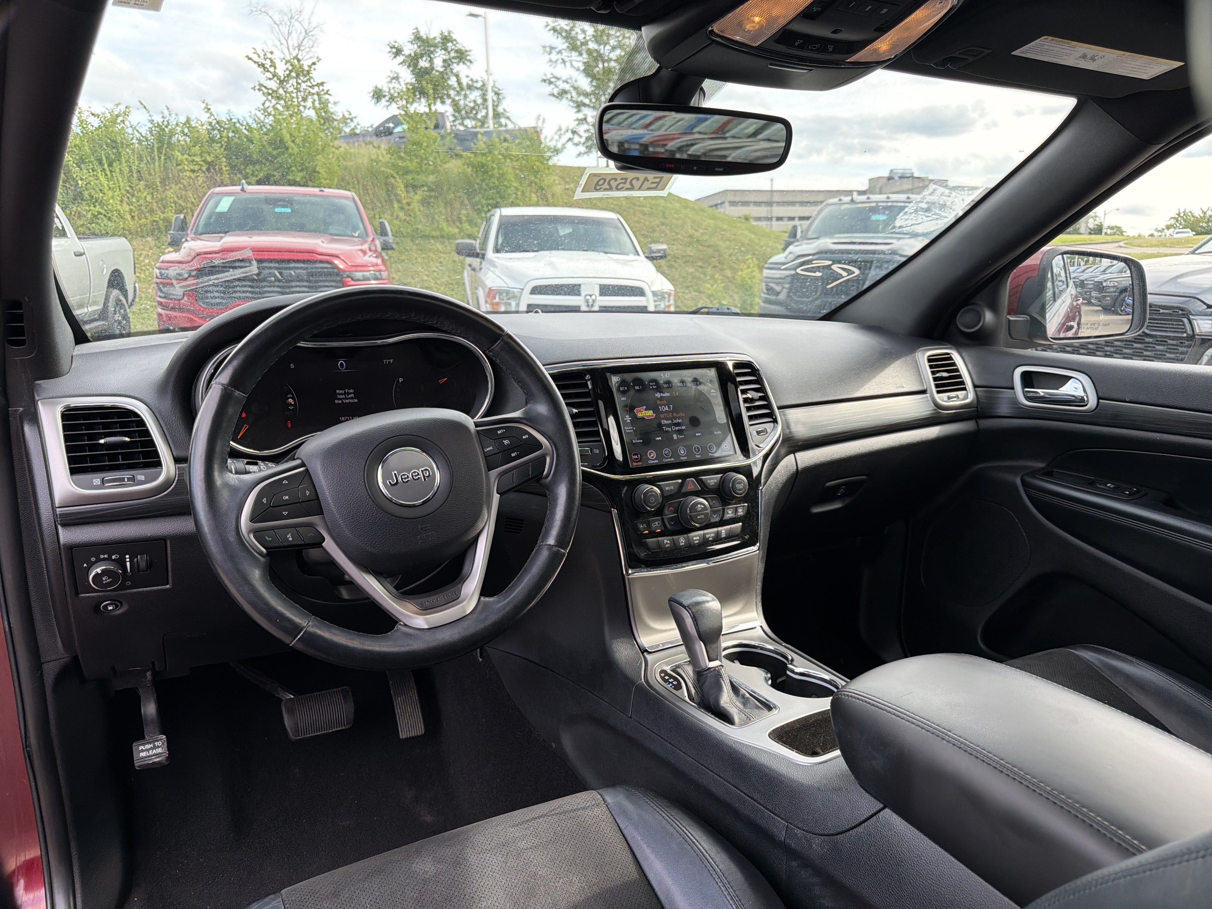 Certified 2020 Jeep Grand Cherokee Altitude AWD/4WD image 19