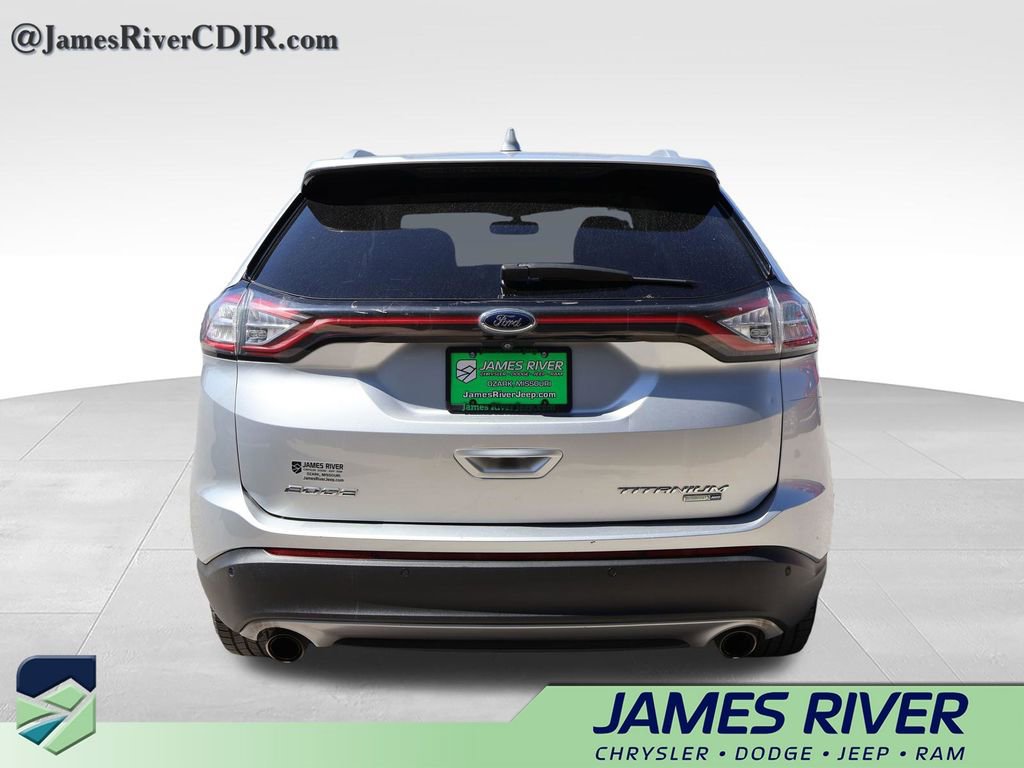 Used 2018 Ford Edge Titanium w/ Technology Package AWD/4WD image 4