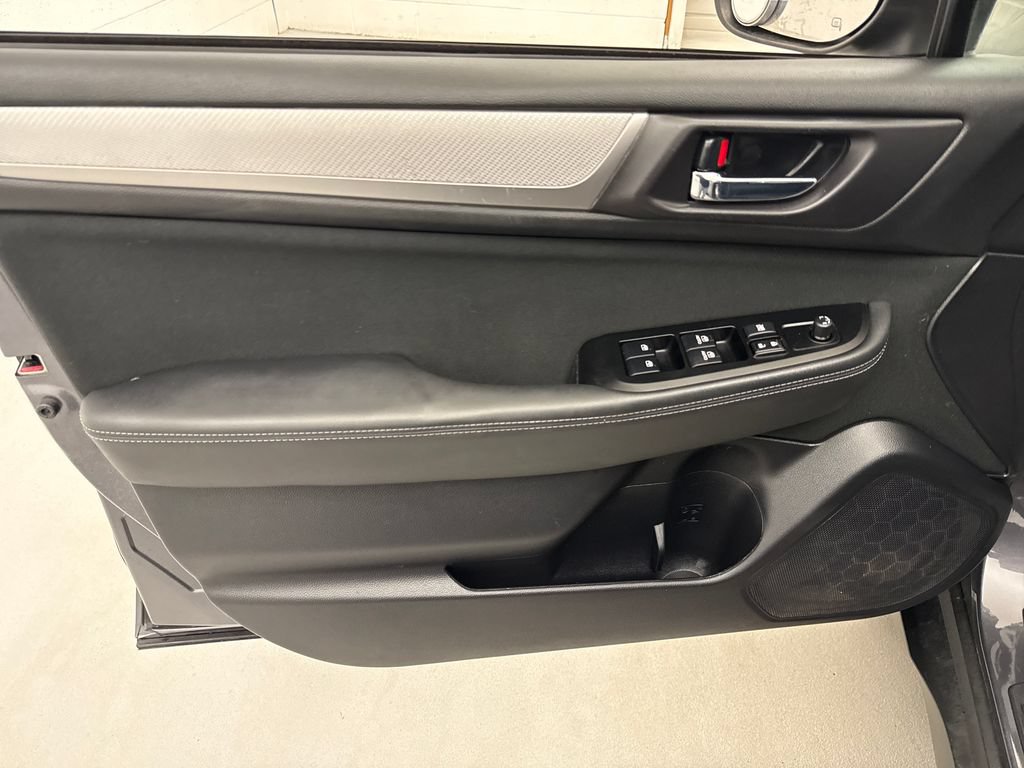 Used 2019 Subaru Outback 2.5i Premium AWD/4WD image 11
