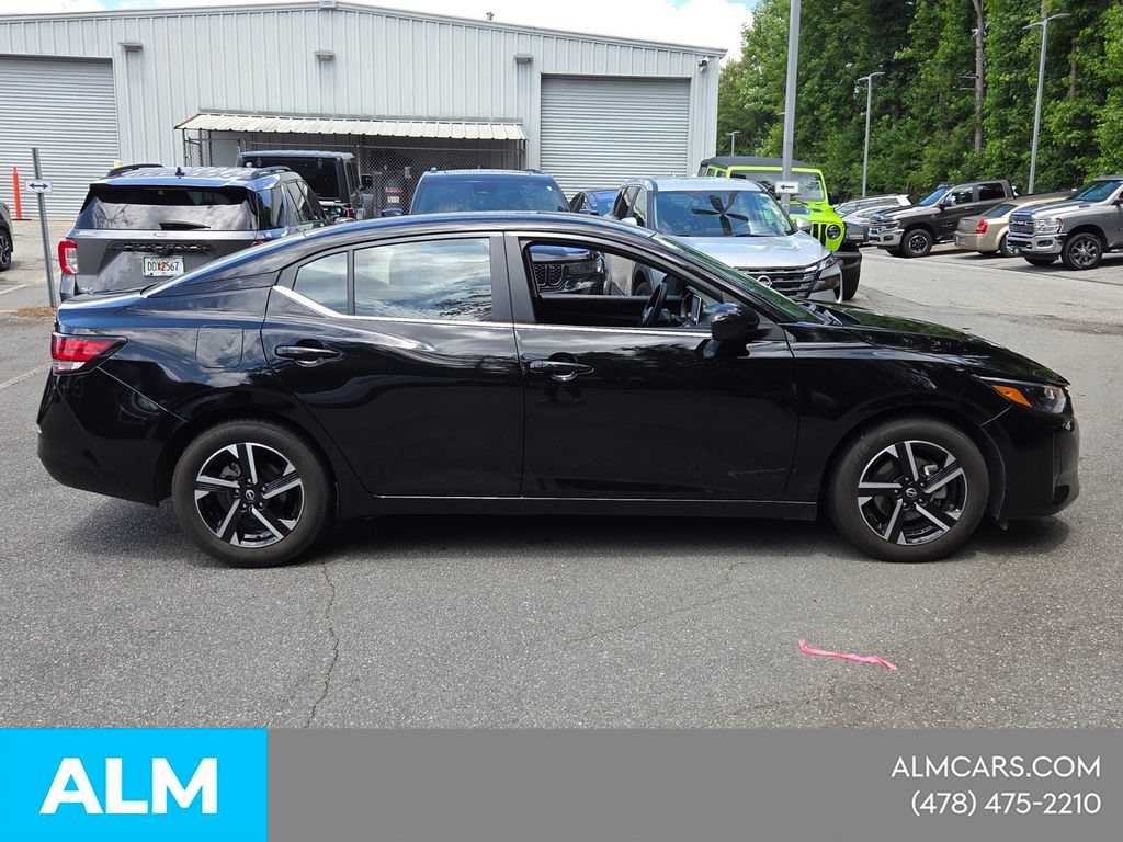 Used 2024 Nissan Sentra SV FWD image 14