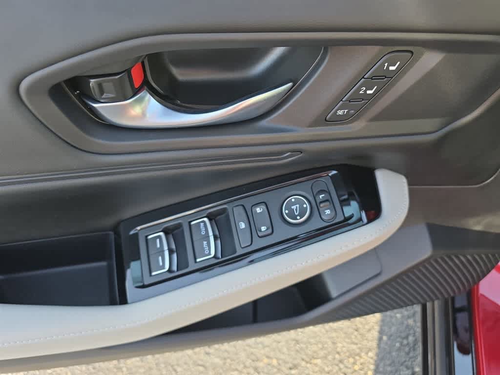 Certified 2025 Honda Accord Touring image 18