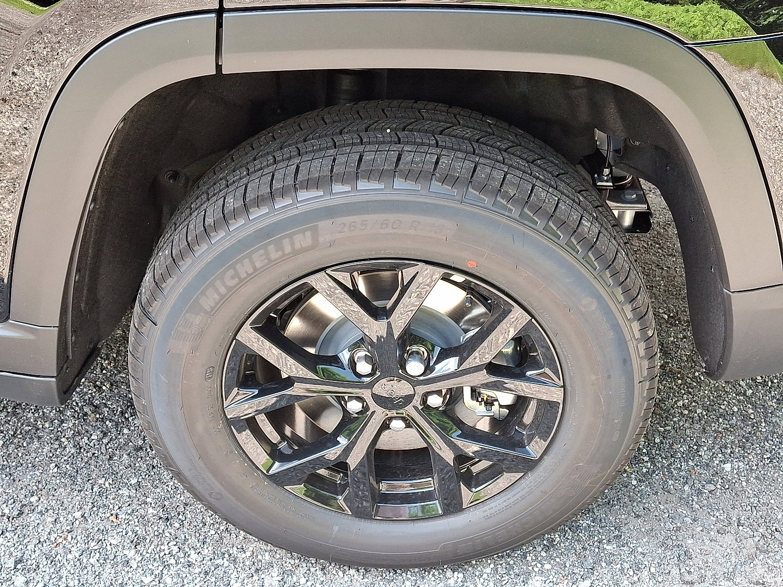 New 2025 Jeep Grand Cherokee L Altitude image 5