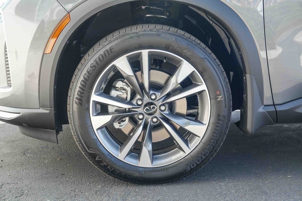 Certified 2026 INFINITI QX60 Pure w/ Cargo Package FWD image 9