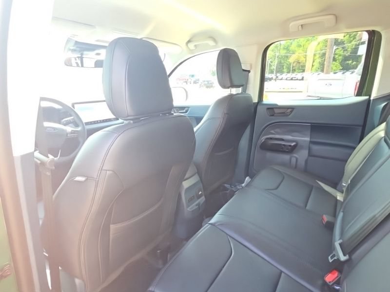 New 2025 Ford Maverick Lariat w/ Black Appearance Package AWD/4WD image 18