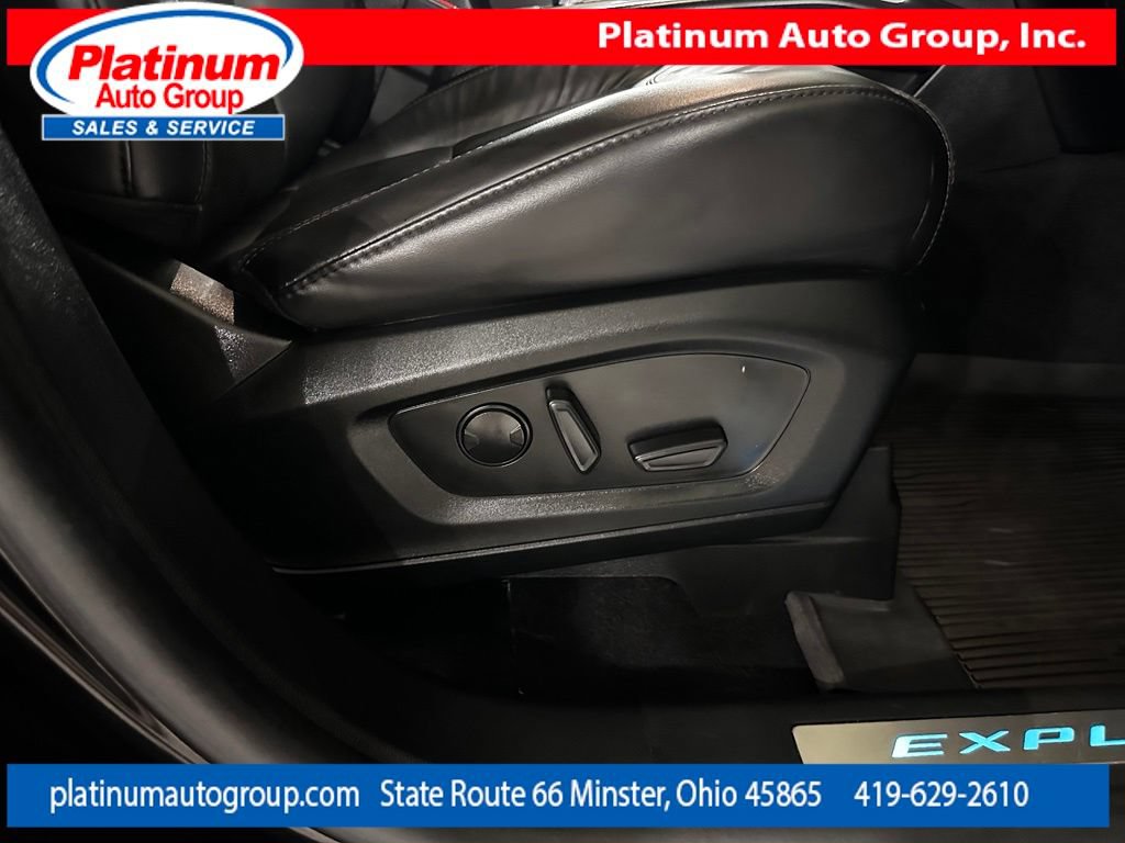 Used 2021 Ford Explorer Platinum w/ Equipment Group 601A AWD/4WD image 53