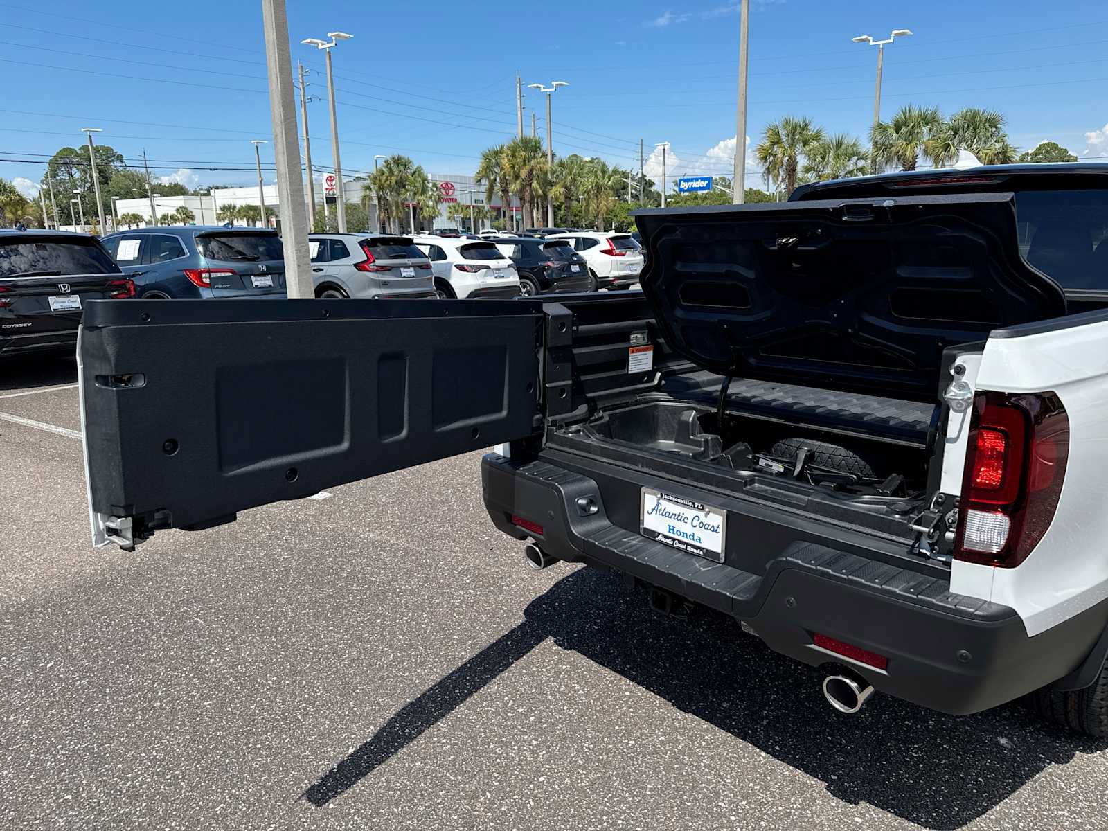 New 2026 Honda Ridgeline Black Edition image 21