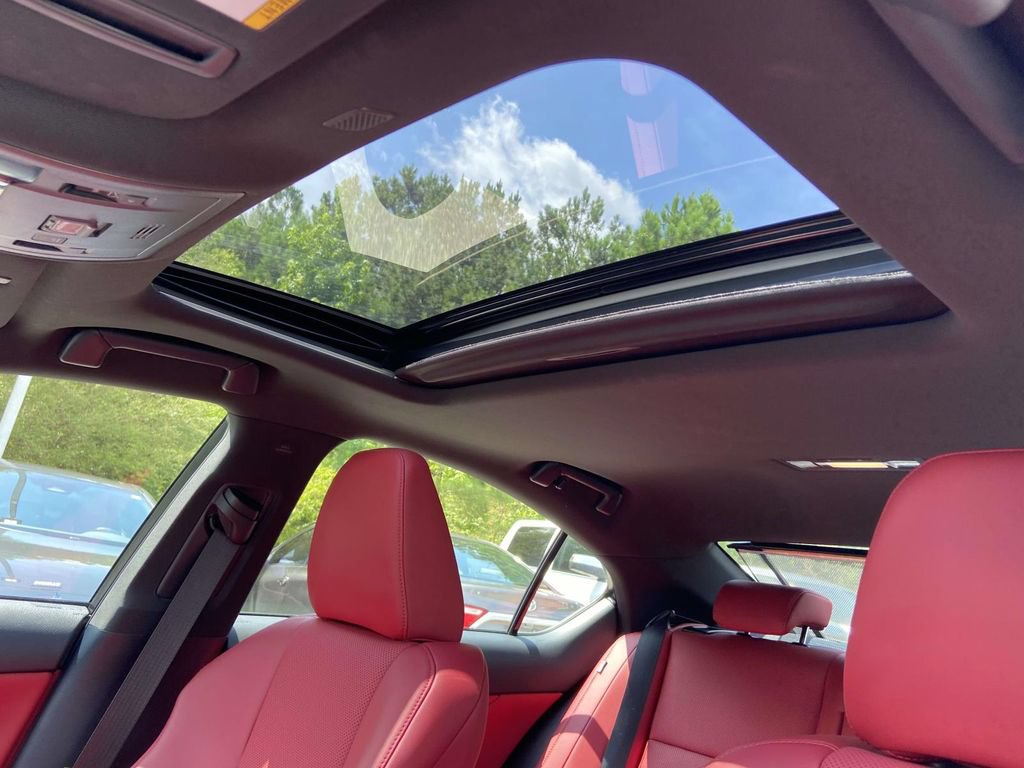 Used 2025 Lexus IS 350 F Sport w/ Navigation Package RWD image 19