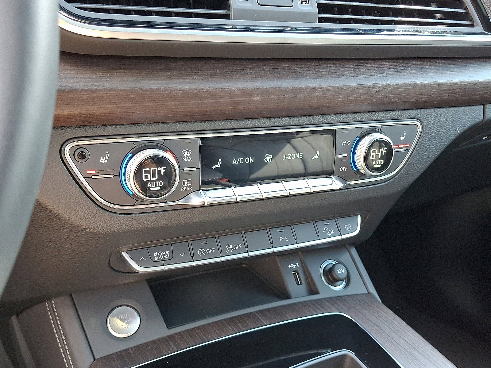 Certified 2024 Audi Q5 2.0T Premium Plus image 17