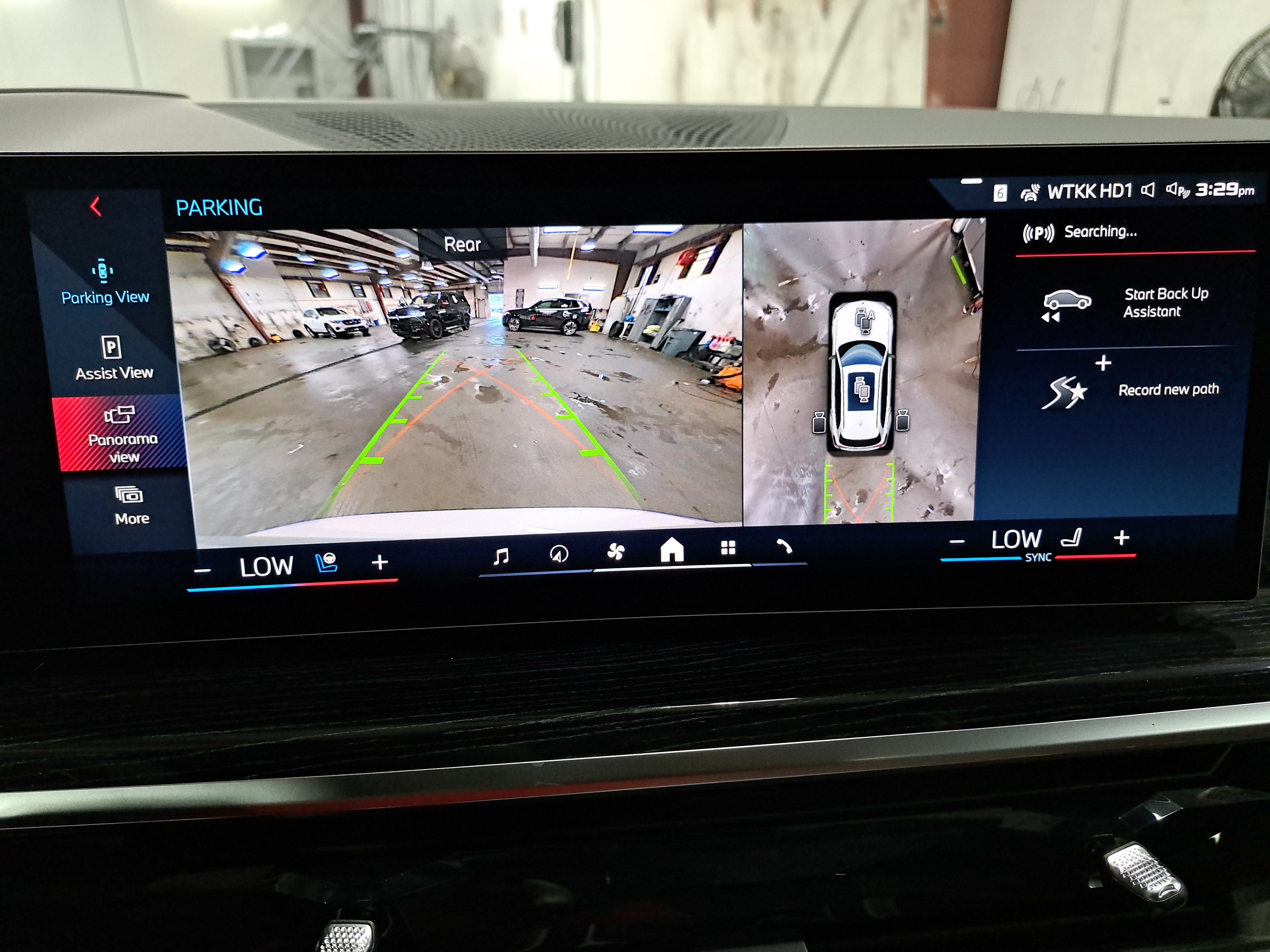 New 2026 BMW X5 M60i AWD/4WD image 24