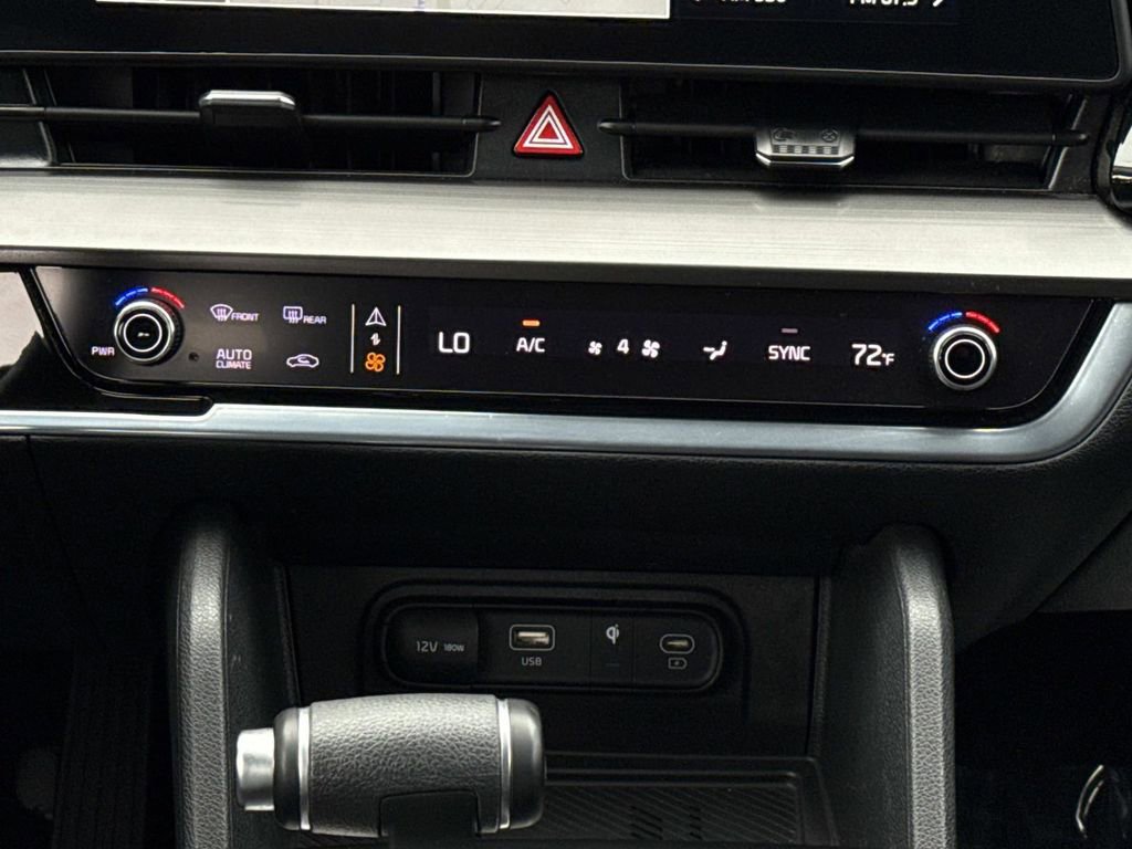 Used 2023 Kia Sportage EX FWD image 16